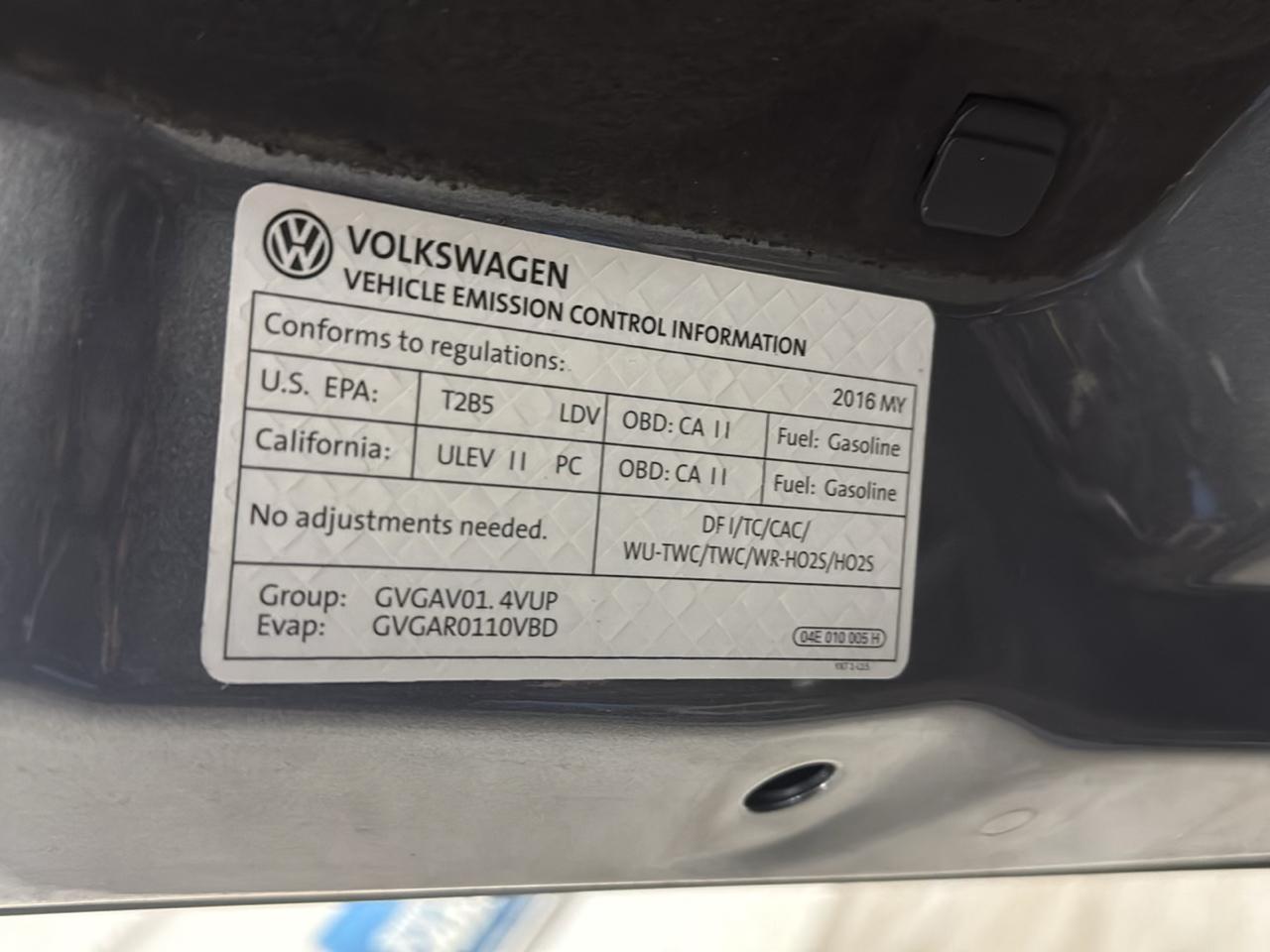 Volkswagen Jetta  2016
