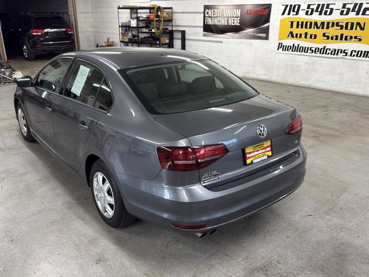 Volkswagen Jetta  2016