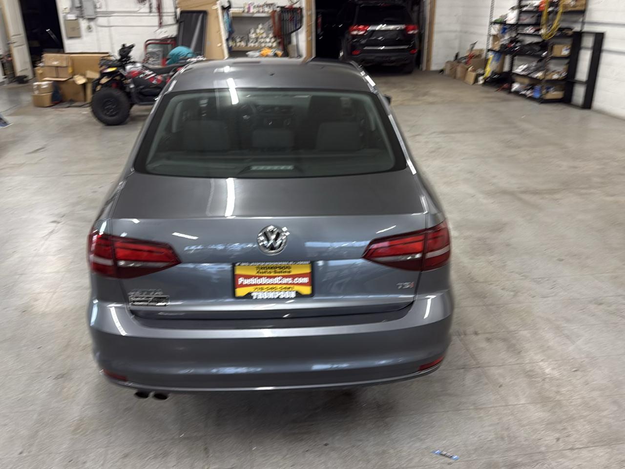 Volkswagen Jetta  2016
