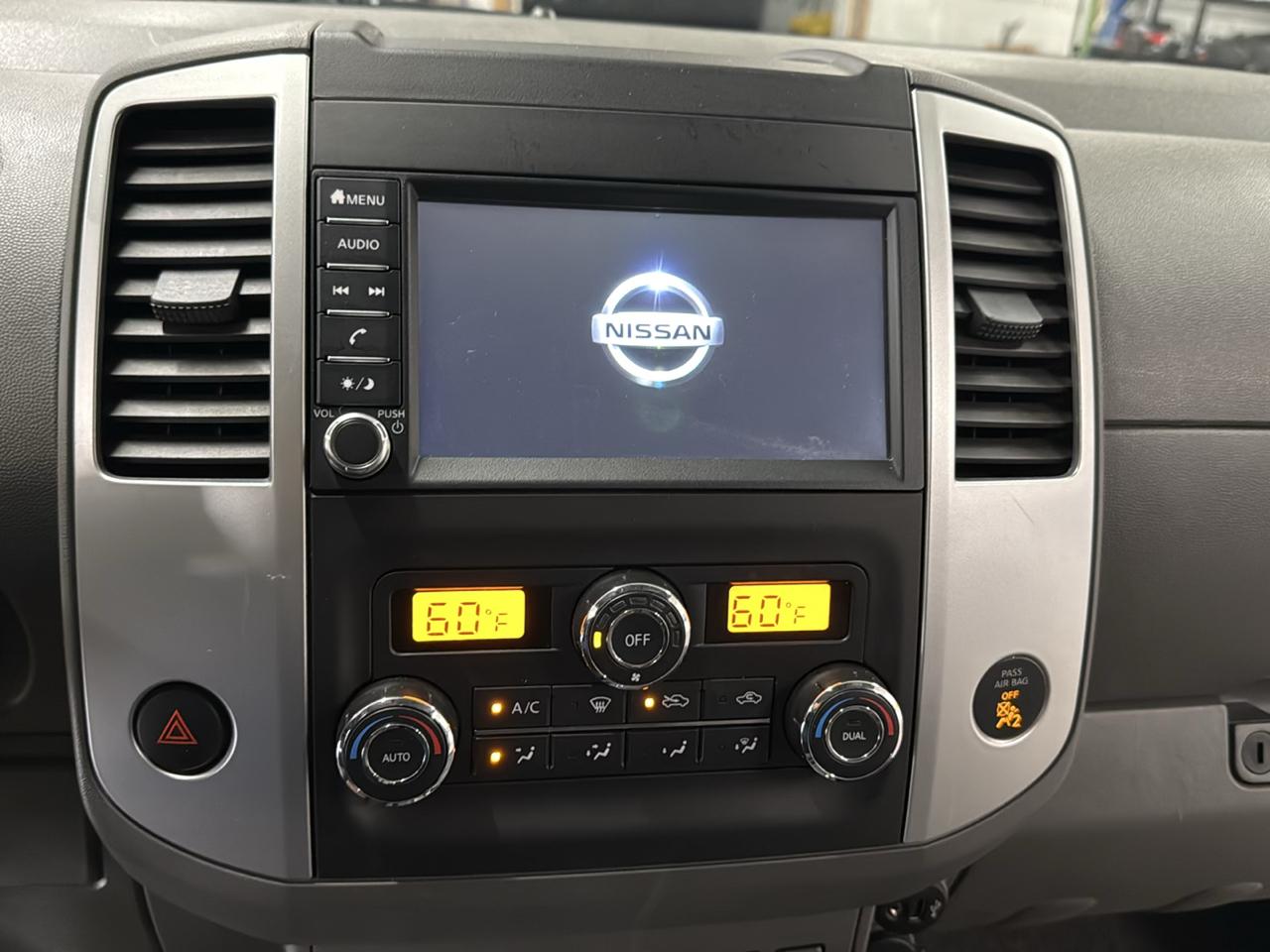 Nissan Frontier SV Crew Cab 4WD 2019