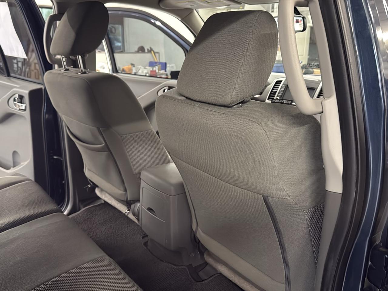 Nissan Frontier SV Crew Cab 4WD 2019