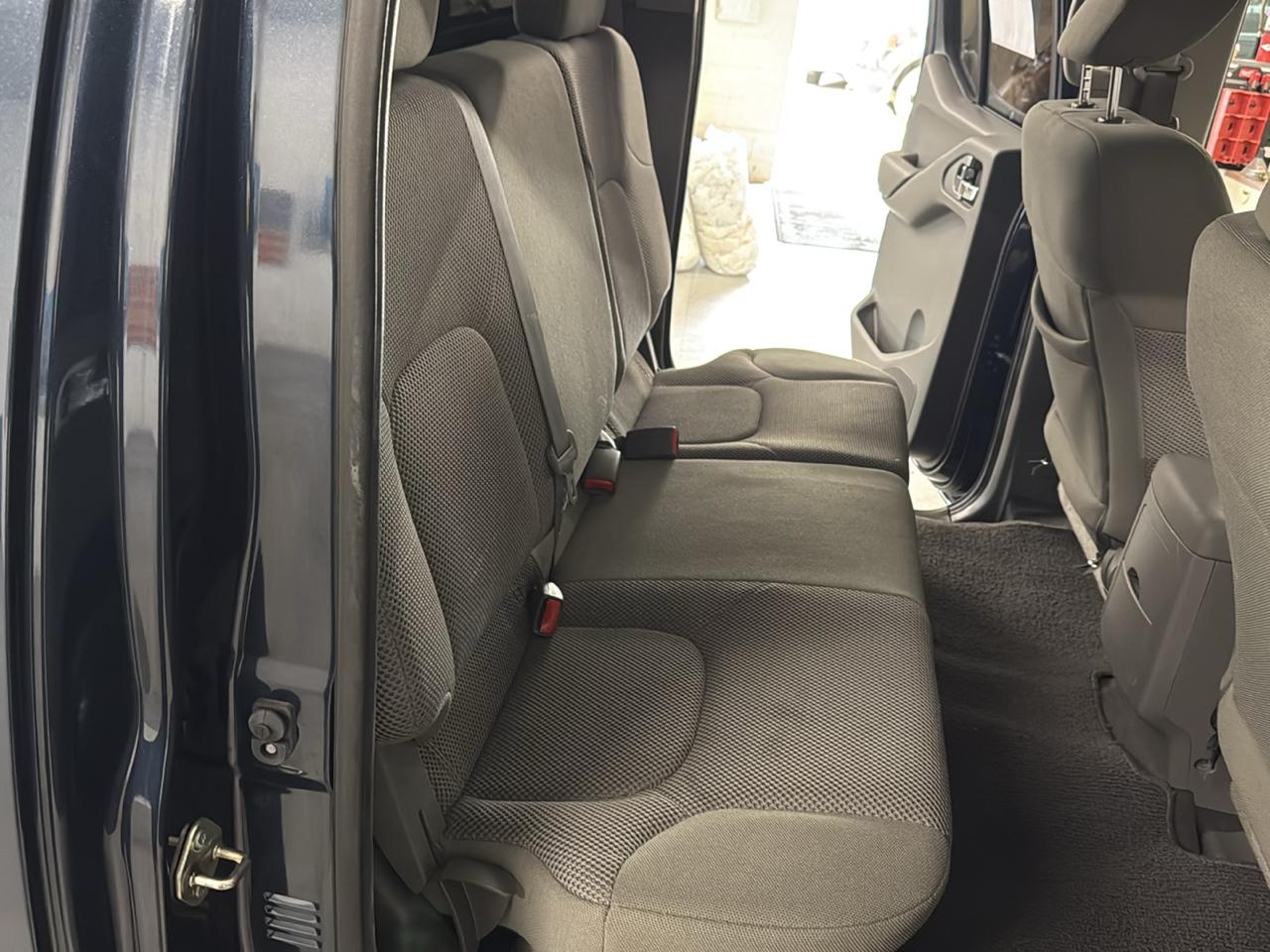 Nissan Frontier SV Crew Cab 4WD 2019