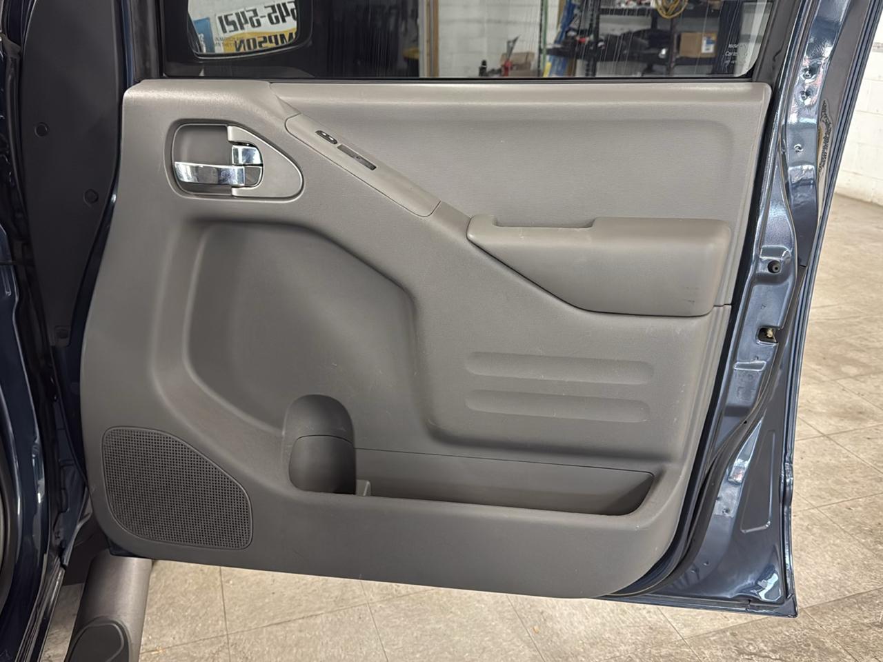 Nissan Frontier SV Crew Cab 4WD 2019