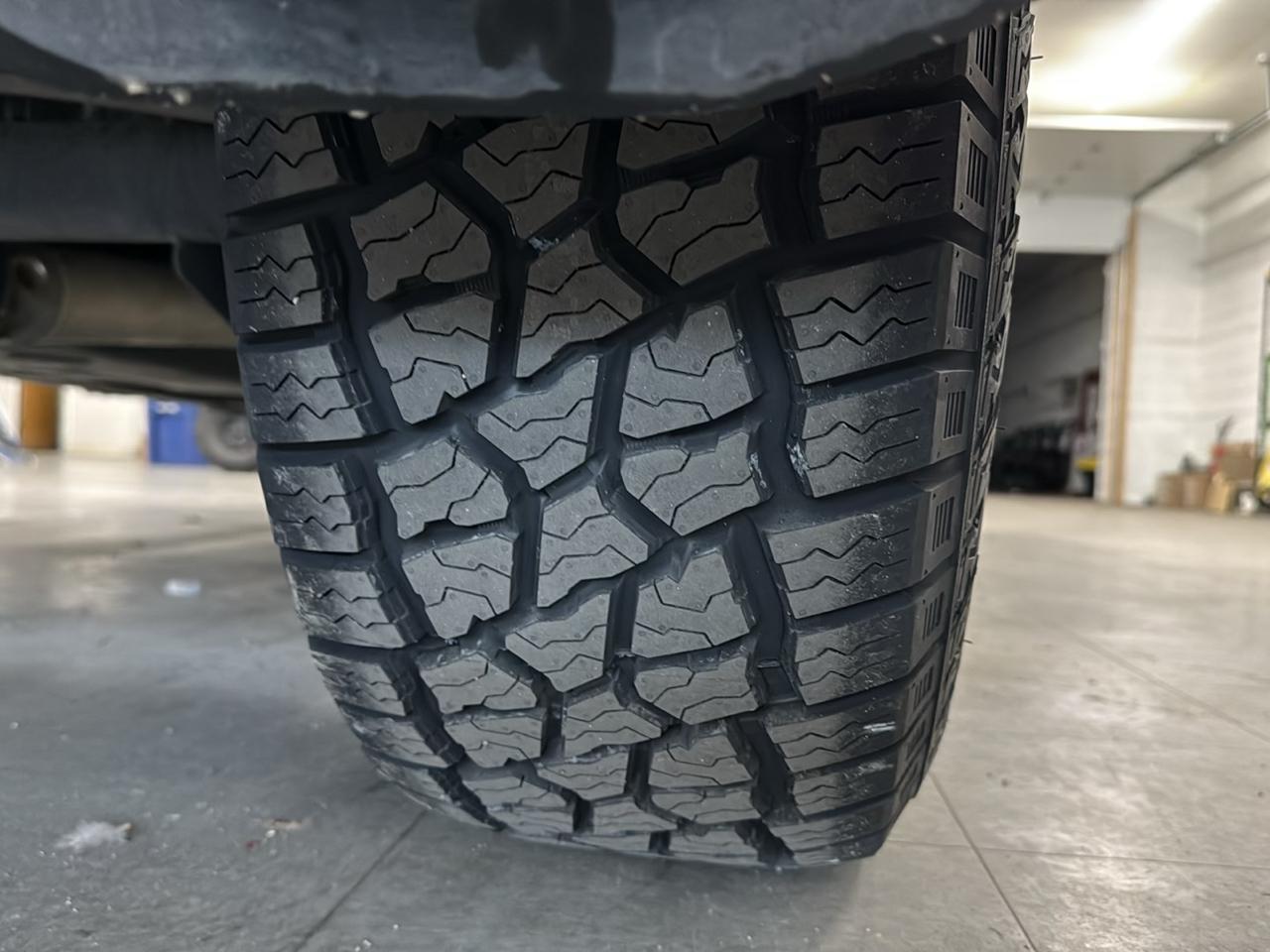 Nissan Frontier SV Crew Cab 4WD 2019