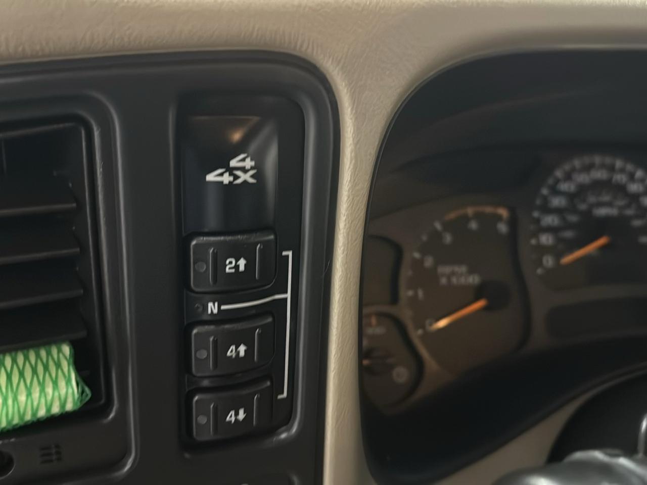 Chevrolet Silverado 2500HD LT Ext. Cab 4WD 2005