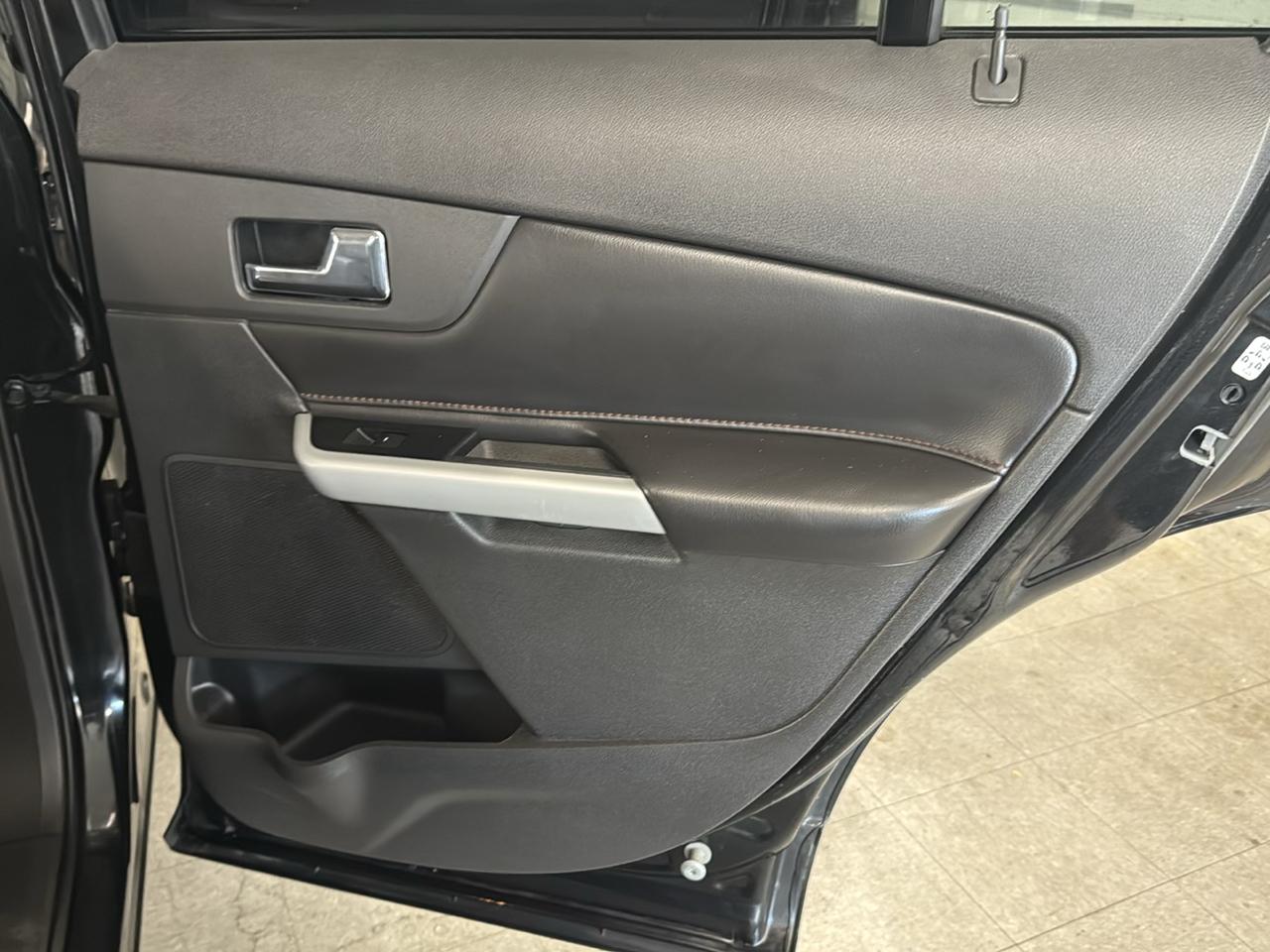Ford Edge SEL FWD 2013