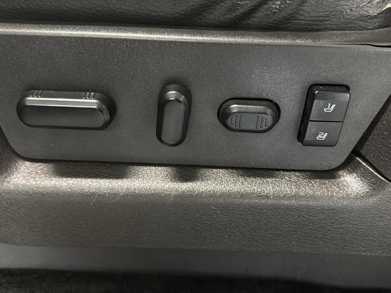 Ford F-150 Lariat SuperCrew 4WD 2010