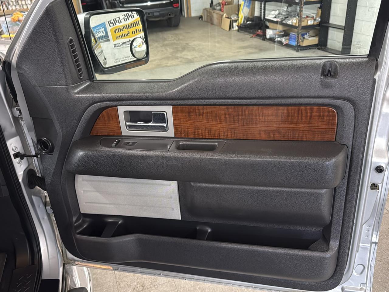 Ford F-150 Lariat SuperCrew 4WD 2010