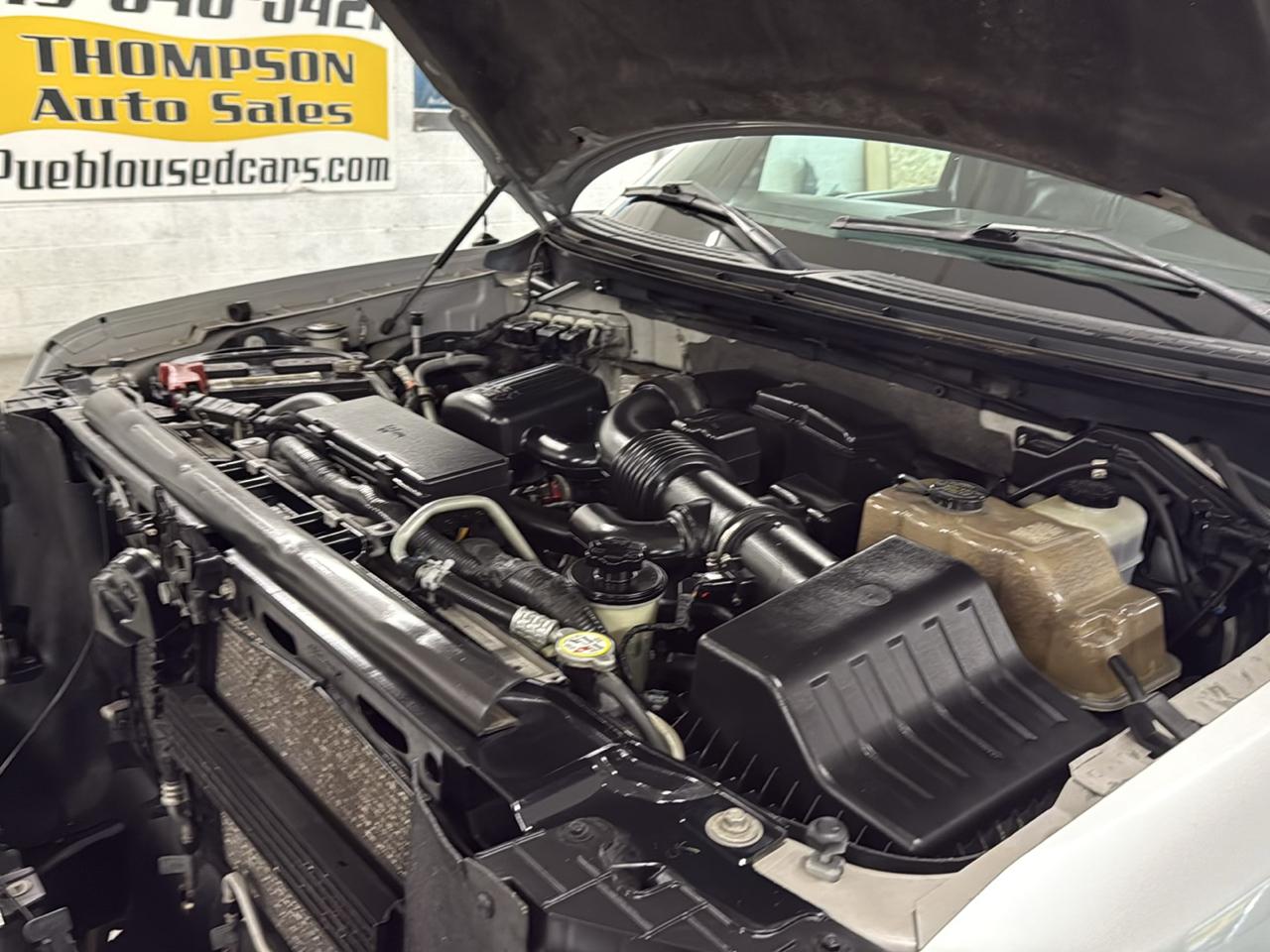Ford F-150 Lariat SuperCrew 4WD 2010