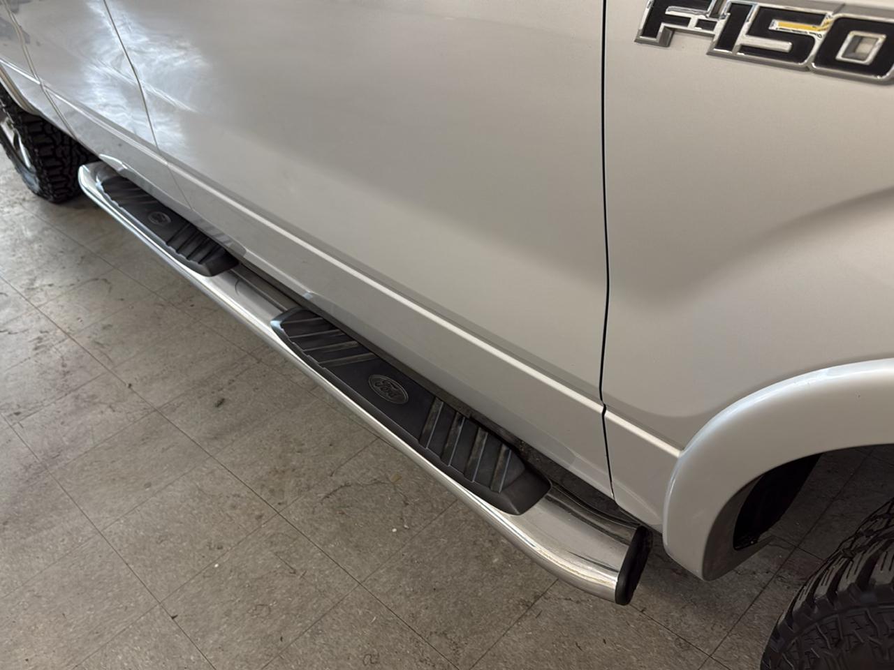 Ford F-150 Lariat SuperCrew 4WD 2010