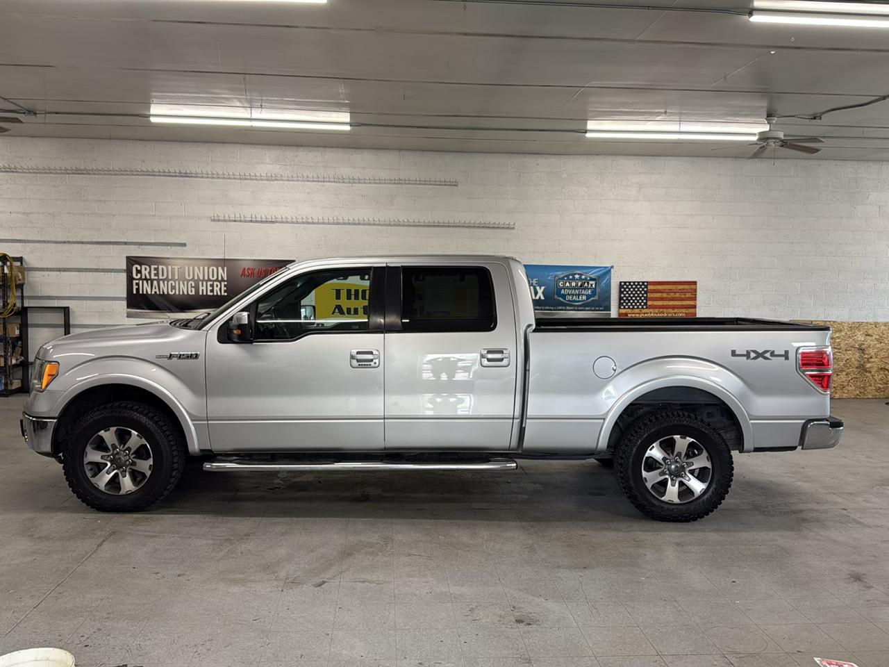 Ford F-150 Lariat SuperCrew 4WD 2010