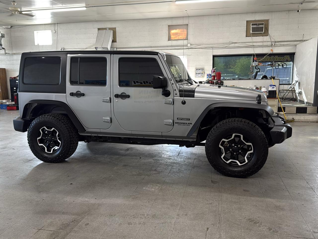 Jeep Wrangler Unlimited Sport 4WD 2016