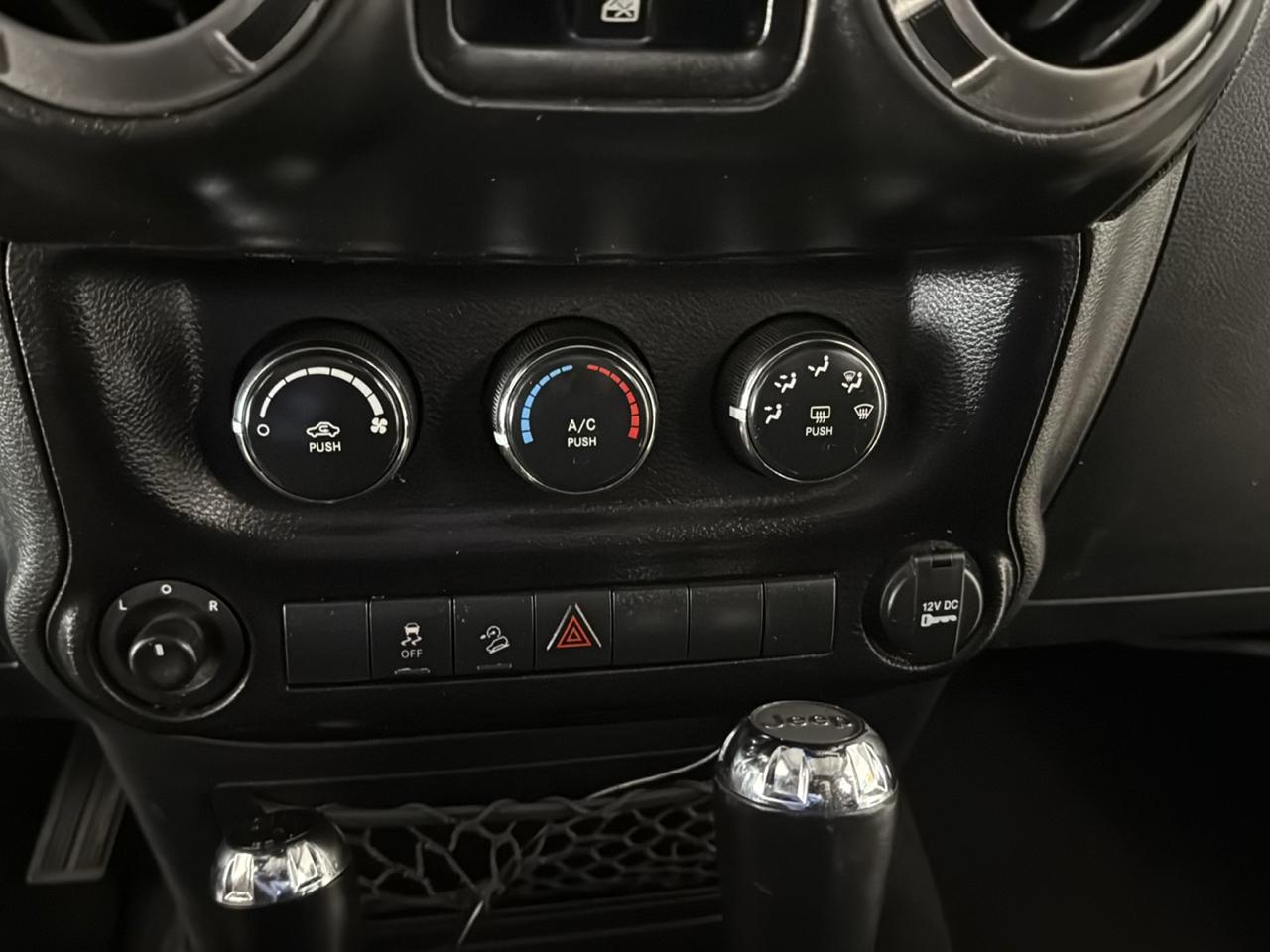 Jeep Wrangler Unlimited Sport 4WD 2016