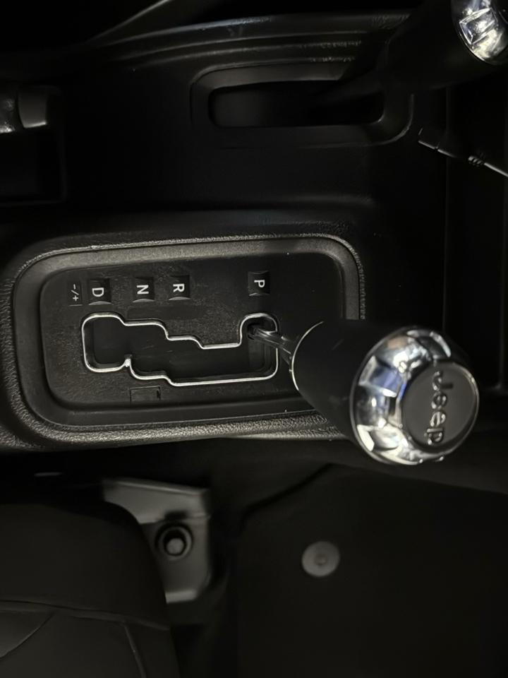 Jeep Wrangler Unlimited Sport 4WD 2016