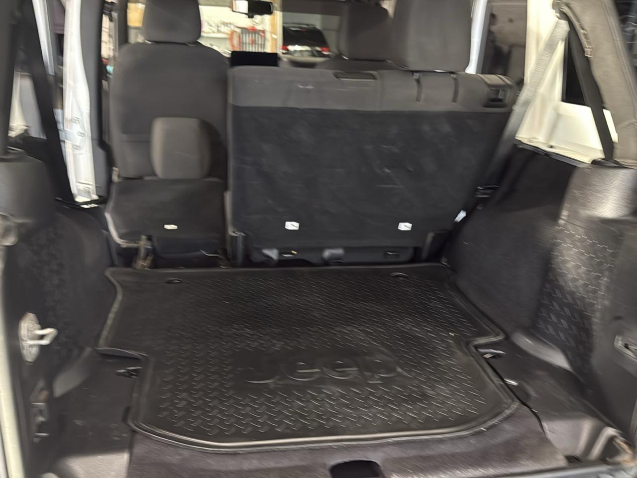Jeep Wrangler Unlimited Sport 4WD 2016