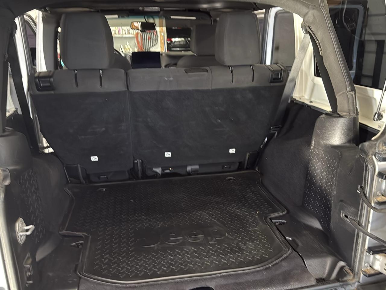 Jeep Wrangler Unlimited Sport 4WD 2016