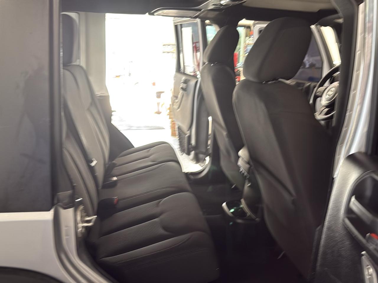 Jeep Wrangler Unlimited Sport 4WD 2016