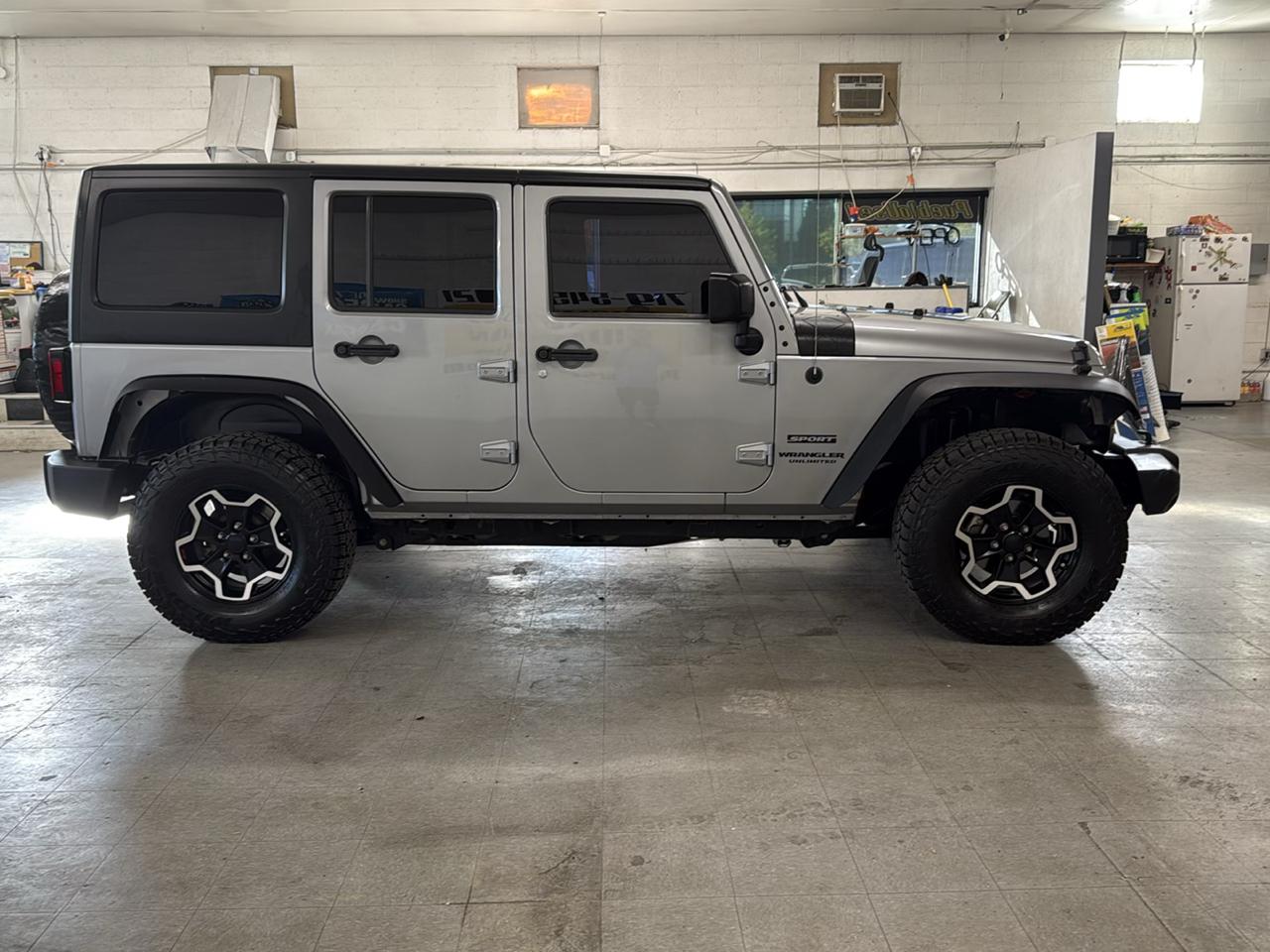 Jeep Wrangler Unlimited Sport 4WD 2016