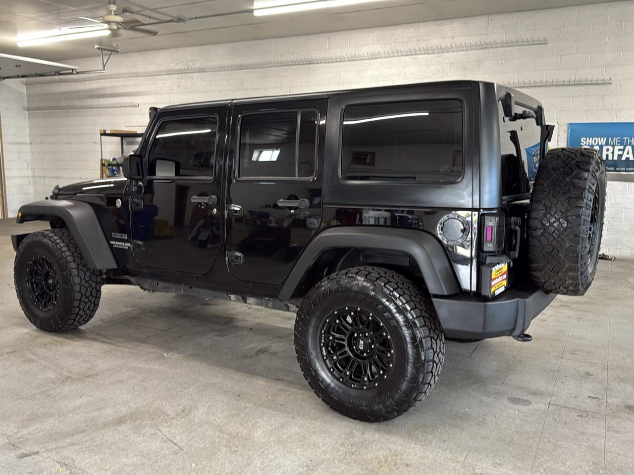 Jeep Wrangler Unlimited Sport 4WD 2013