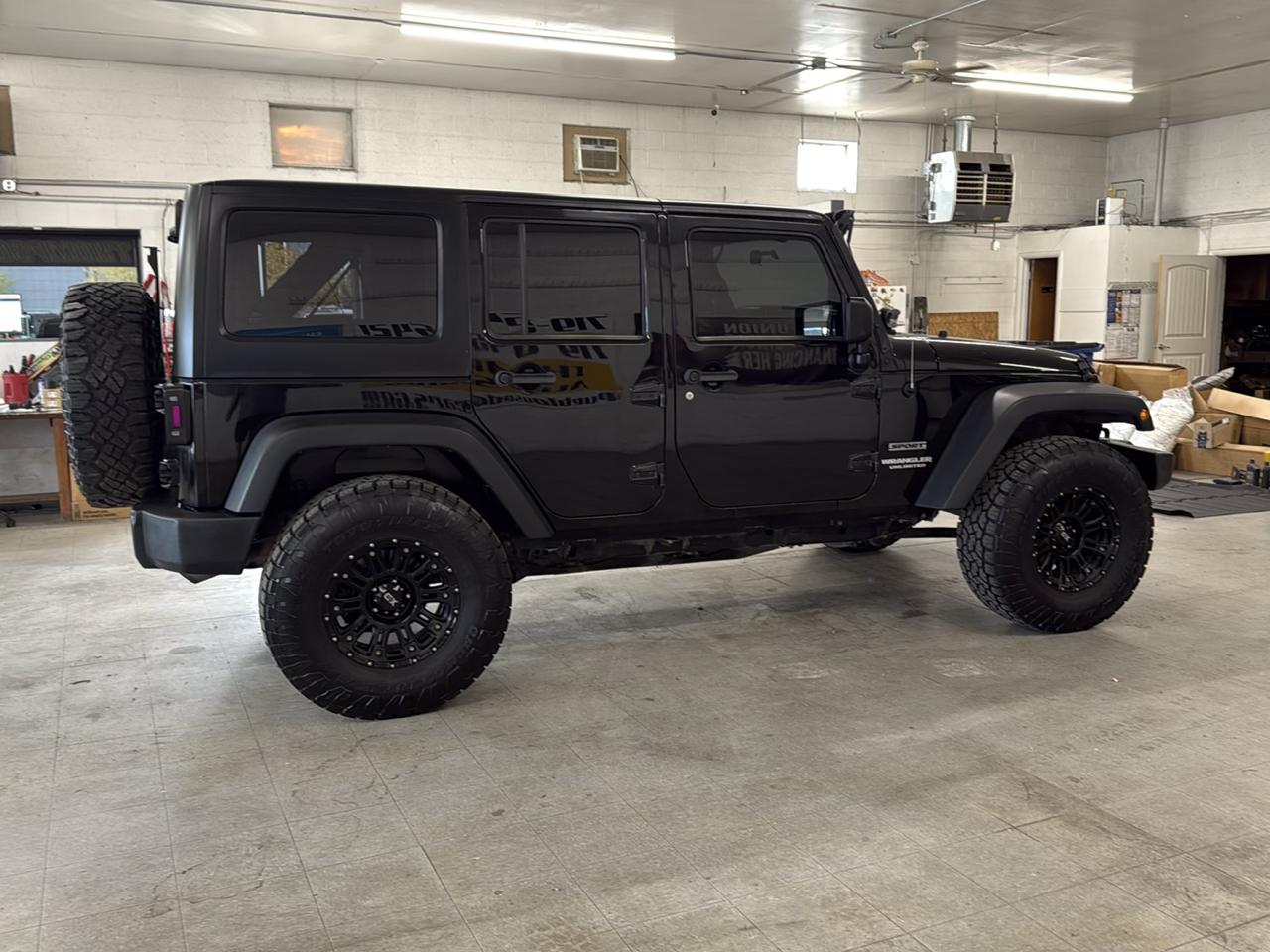 Jeep Wrangler Unlimited Sport 4WD 2013