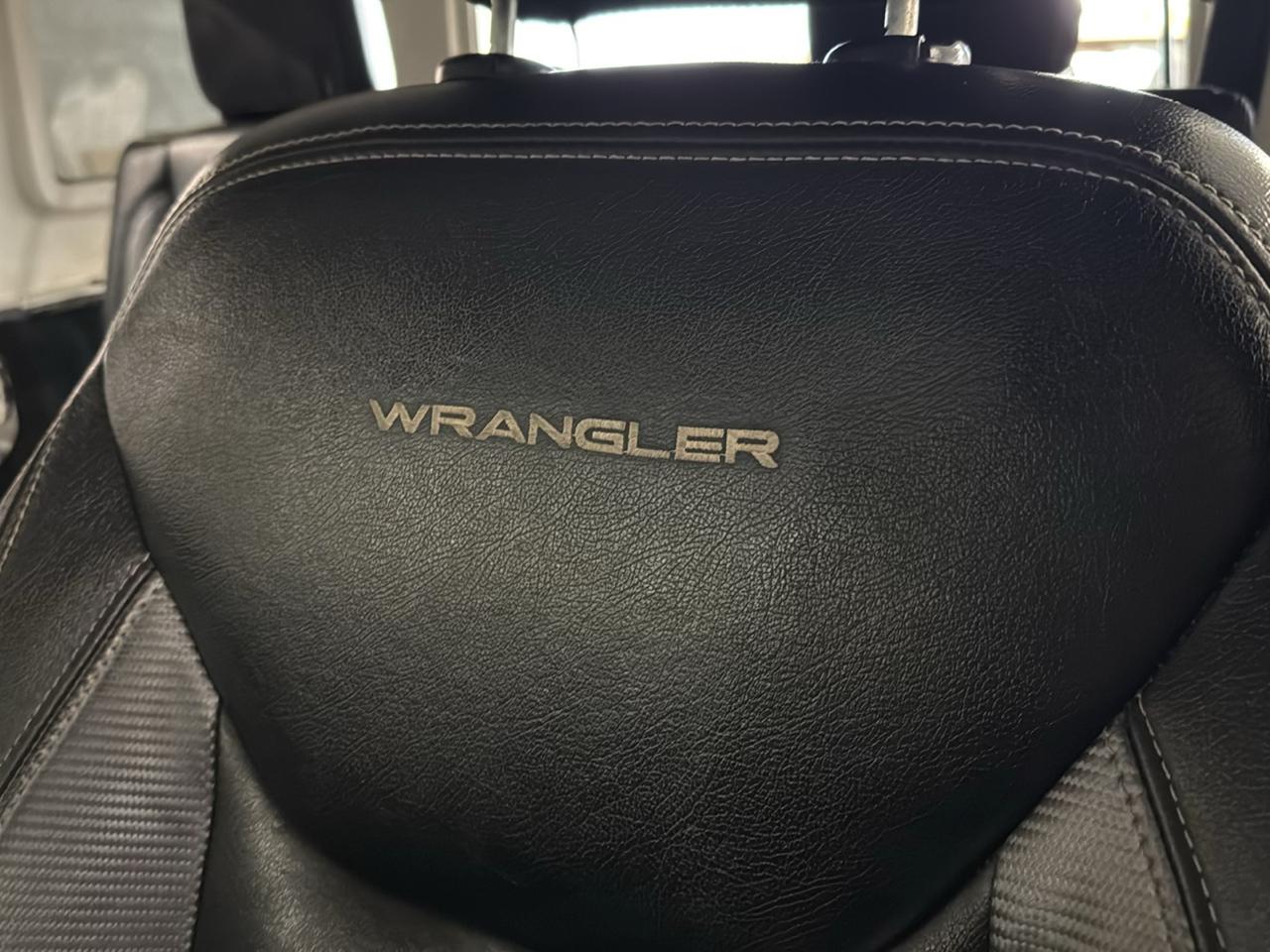 Jeep Wrangler Unlimited Sport 4WD 2013