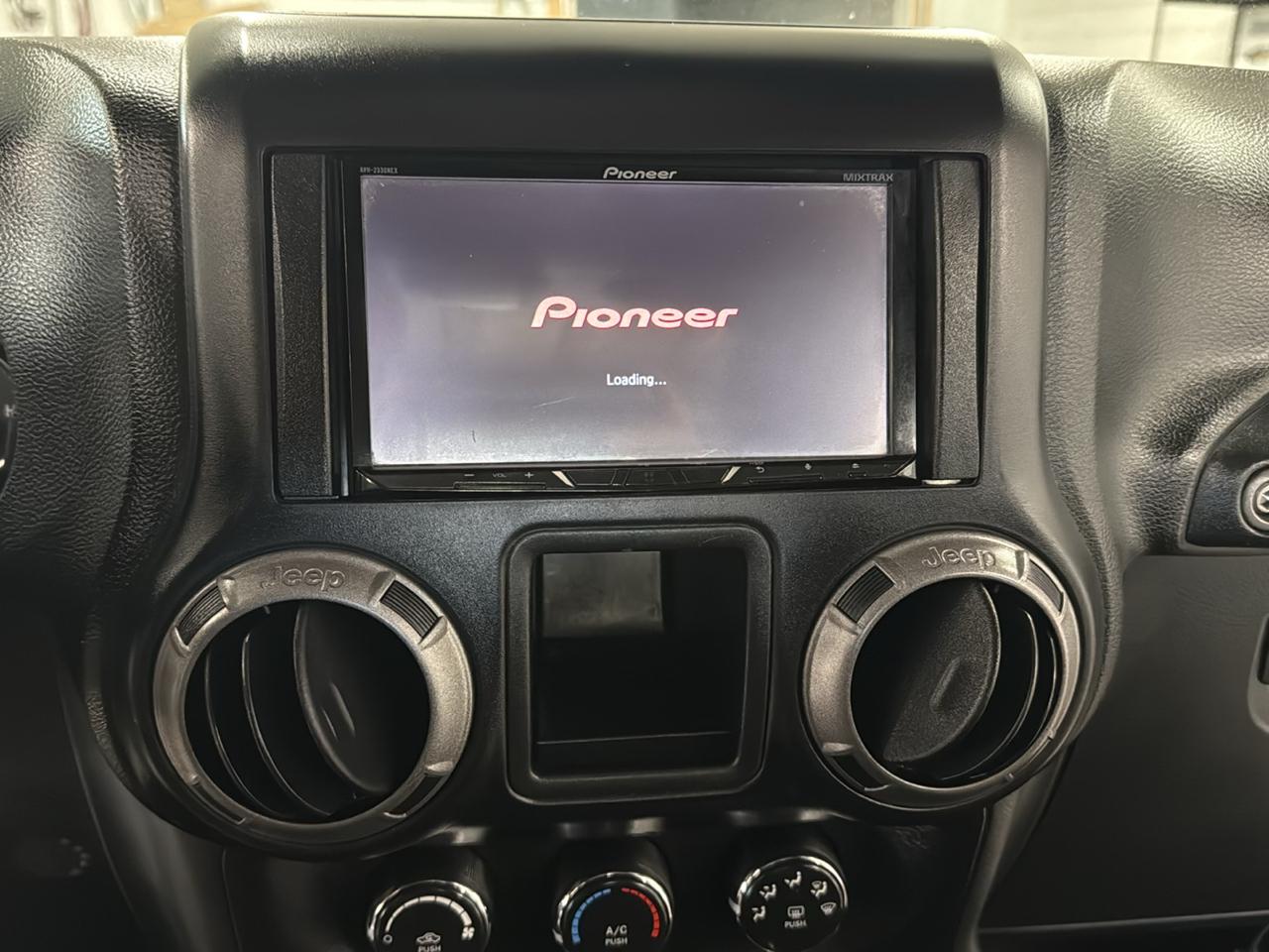 Jeep Wrangler Unlimited Sport 4WD 2013