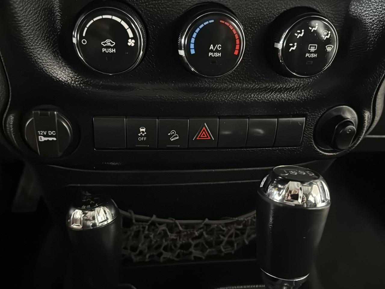 Jeep Wrangler Unlimited Sport 4WD 2013