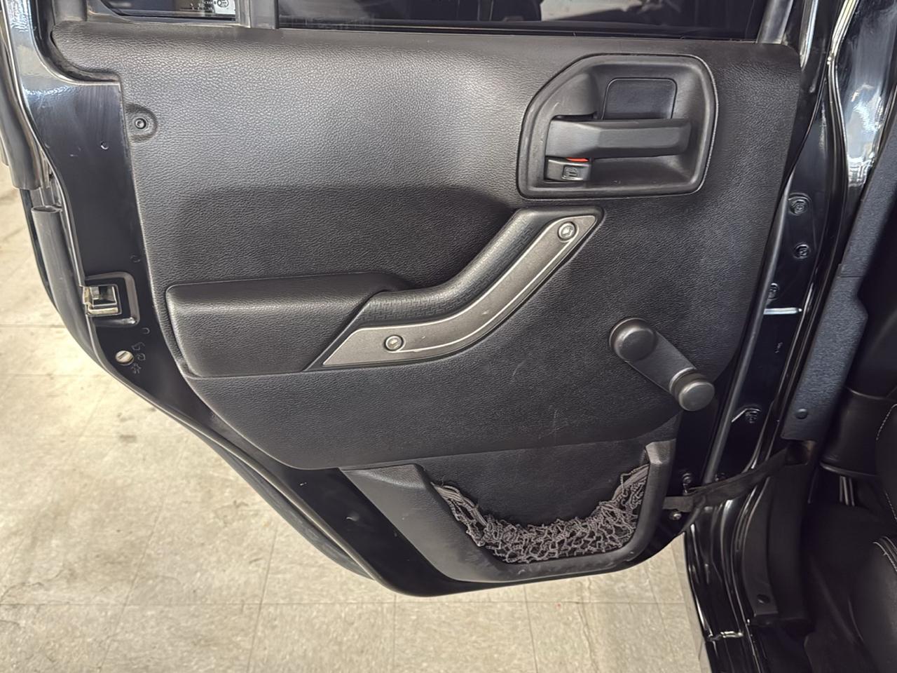 Jeep Wrangler Unlimited Sport 4WD 2013