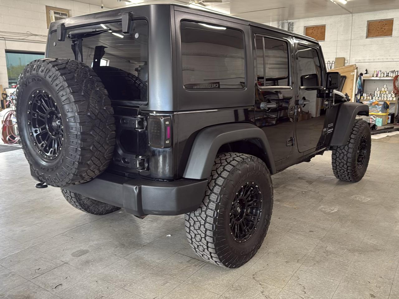 Jeep Wrangler Unlimited Sport 4WD 2013