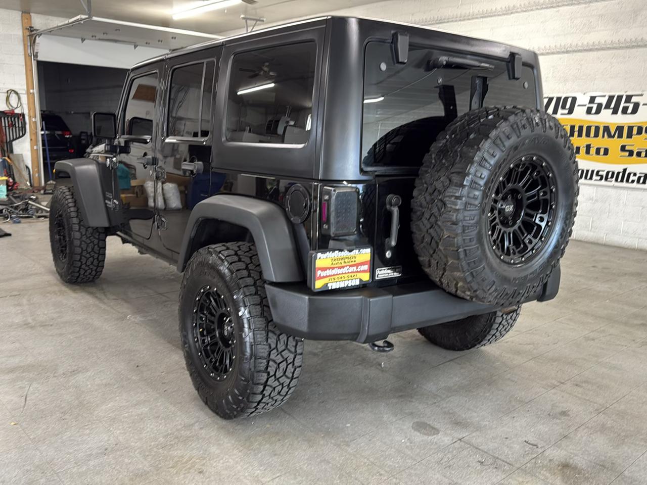 Jeep Wrangler Unlimited Sport 4WD 2013