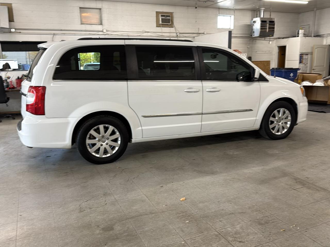 Chrysler Town & Country Touring 2015