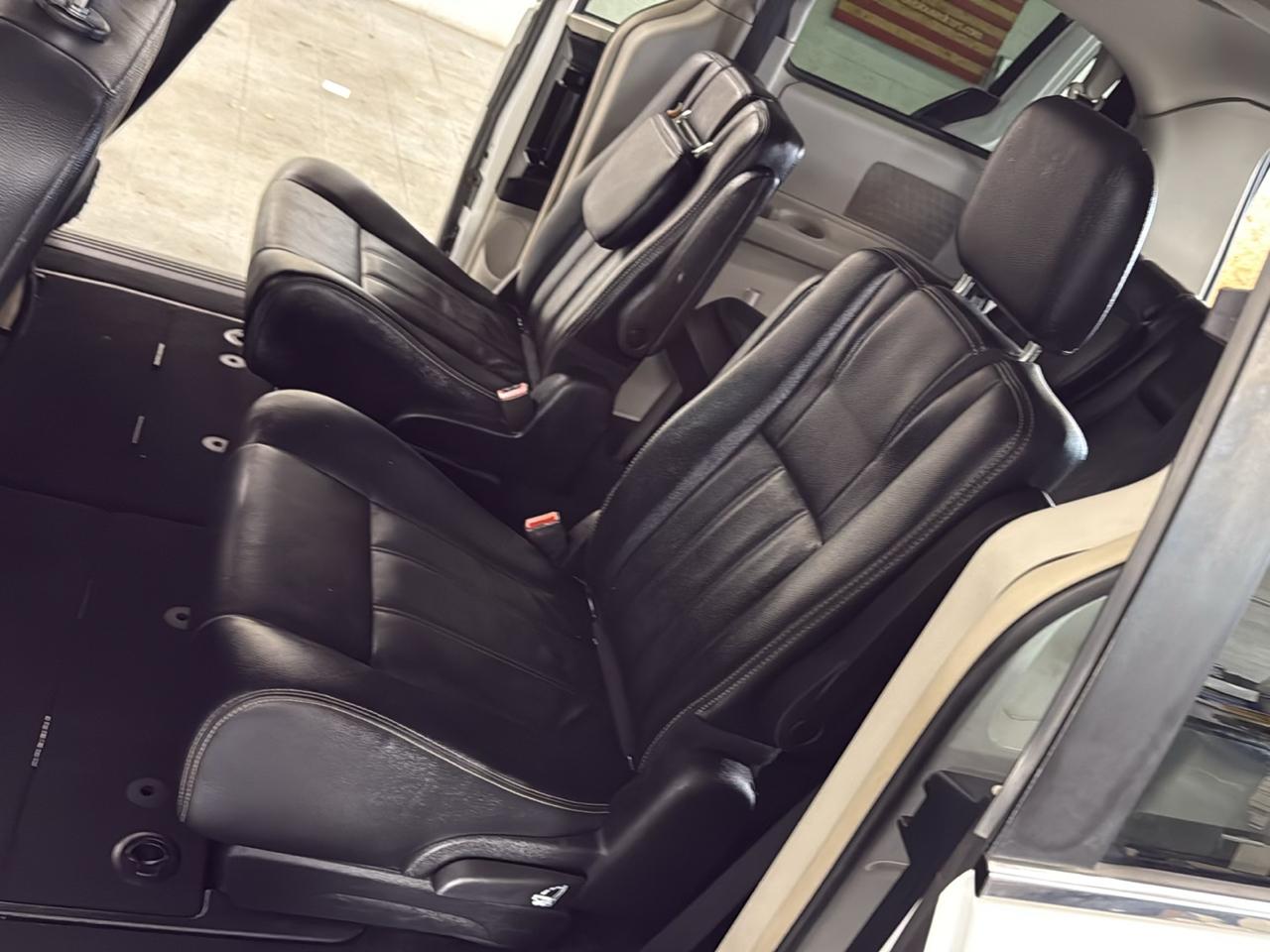 Chrysler Town & Country Touring 2015