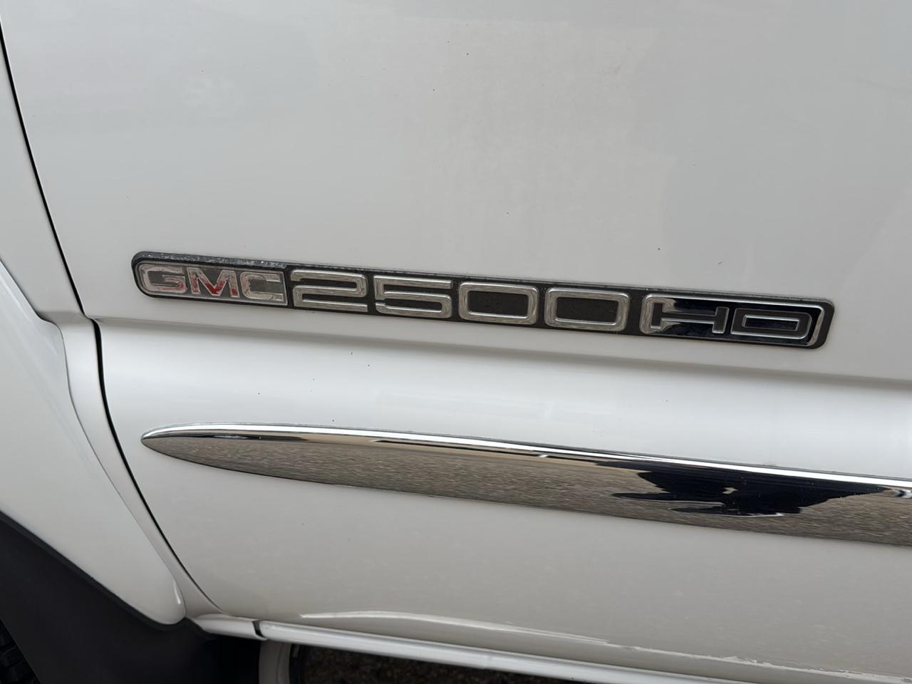 GMC Sierra 2500HD SLE Crew Cab 4WD 2005