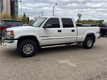 2005 GMC Sierra 2500HD SLE Crew Cab 4WD