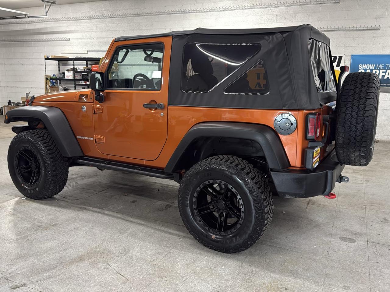 Jeep Wrangler Sport 4WD 2011