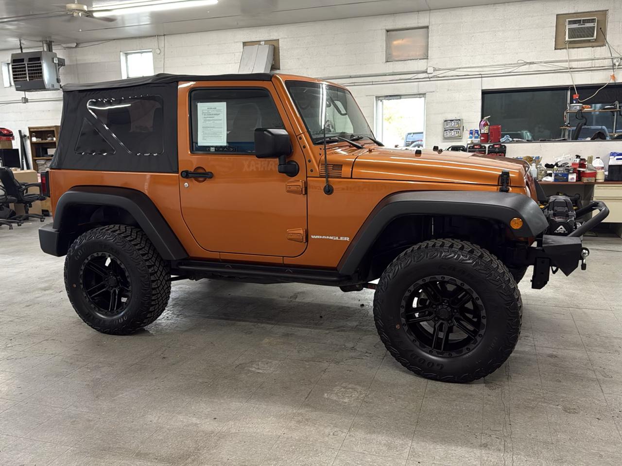 Jeep Wrangler Sport 4WD 2011