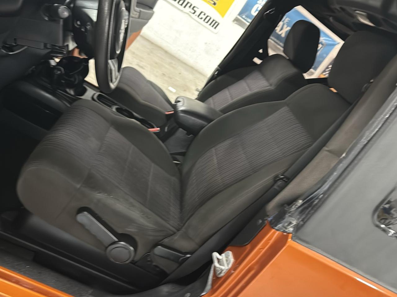 Jeep Wrangler Sport 4WD 2011