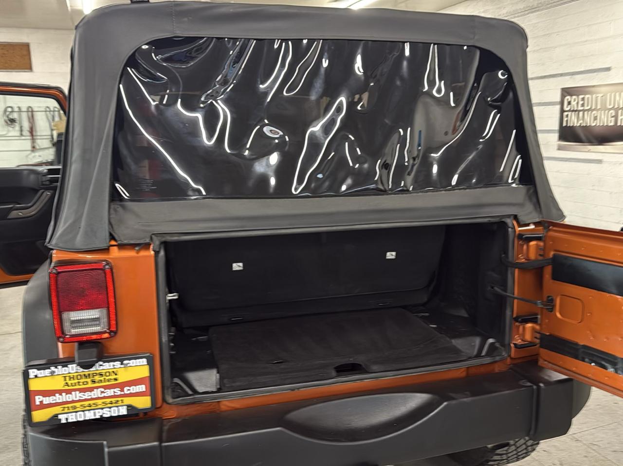 Jeep Wrangler Sport 4WD 2011