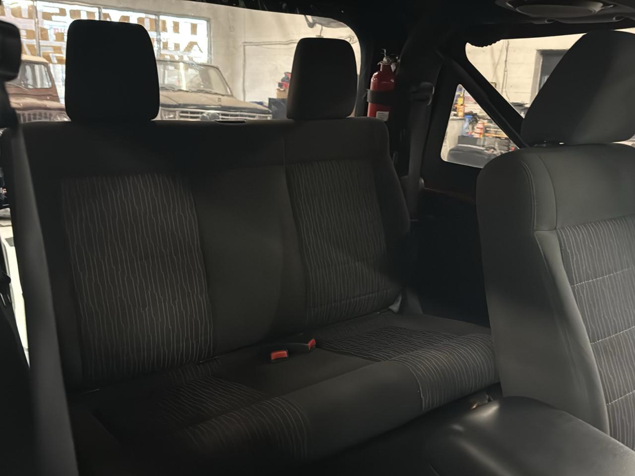 Jeep Wrangler Sport 4WD 2011