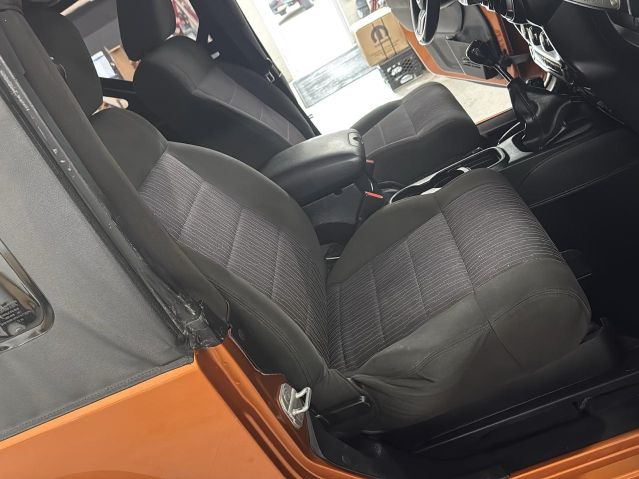 Jeep Wrangler Sport 4WD 2011