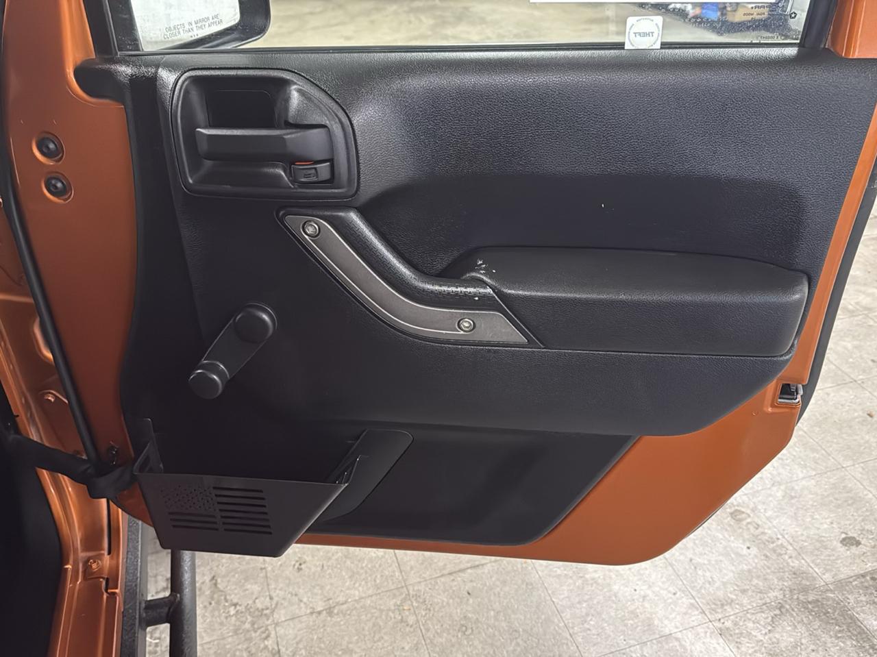 Jeep Wrangler Sport 4WD 2011
