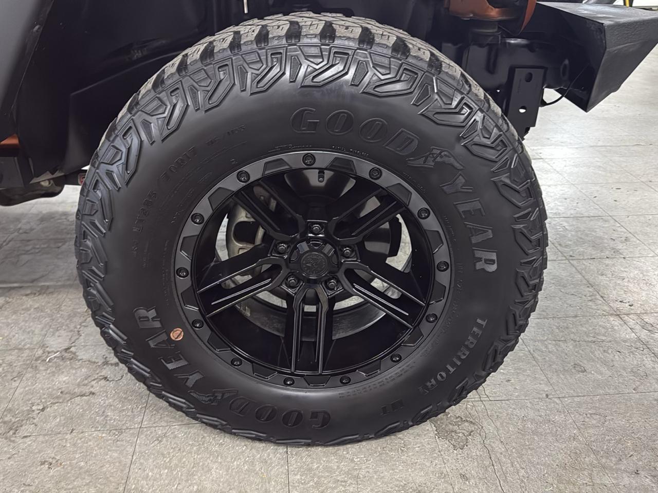 Jeep Wrangler Sport 4WD 2011