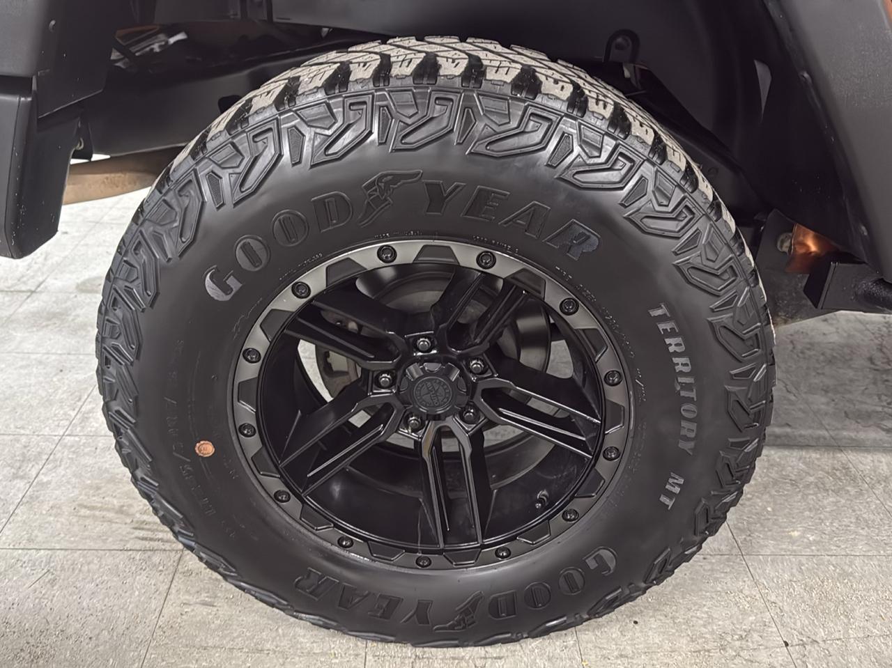 Jeep Wrangler Sport 4WD 2011