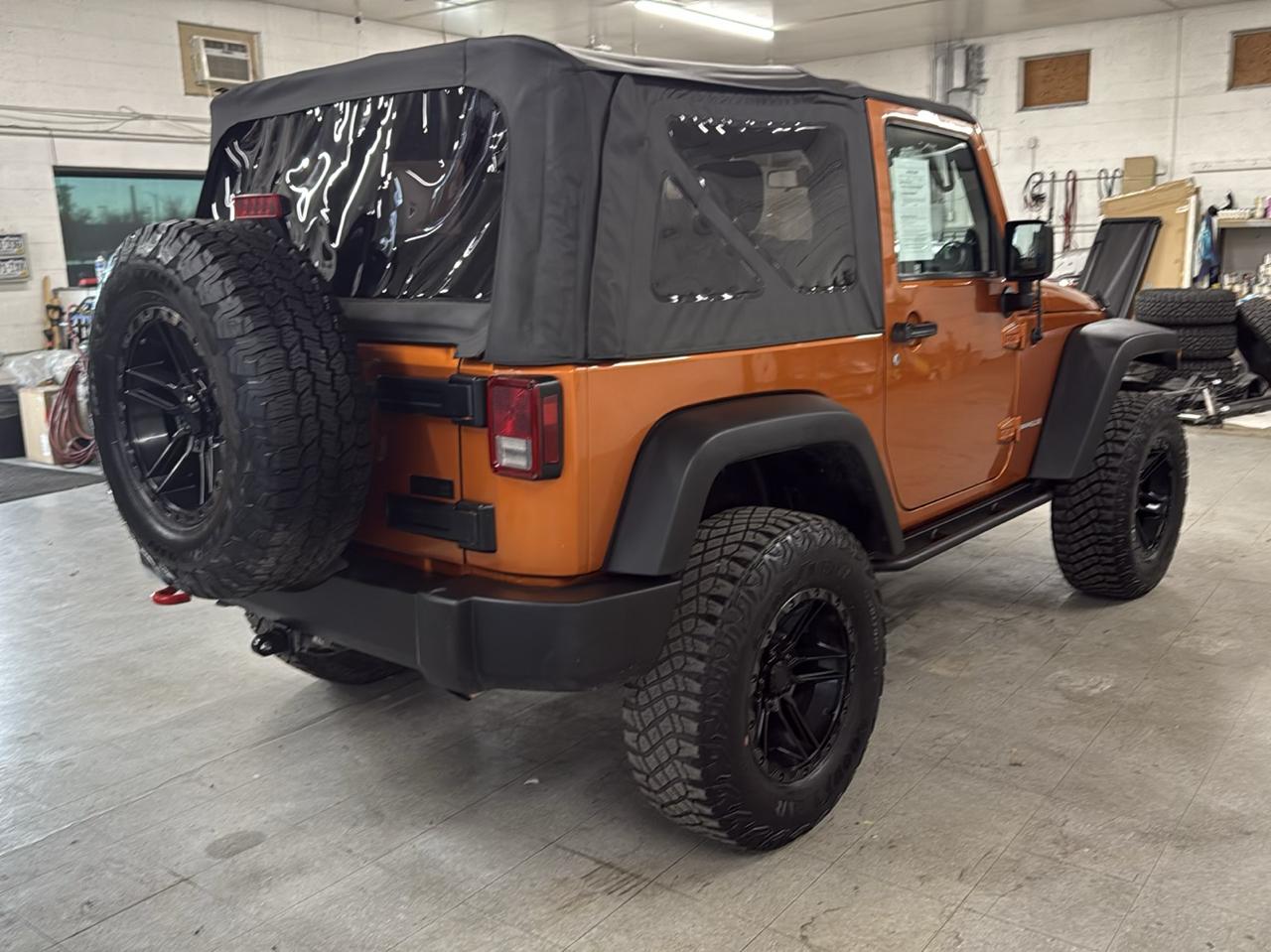 Jeep Wrangler Sport 4WD 2011