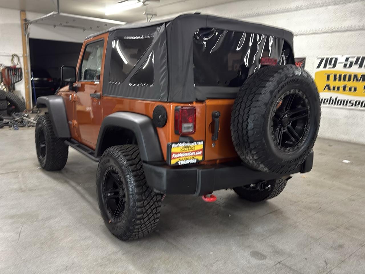 Jeep Wrangler Sport 4WD 2011