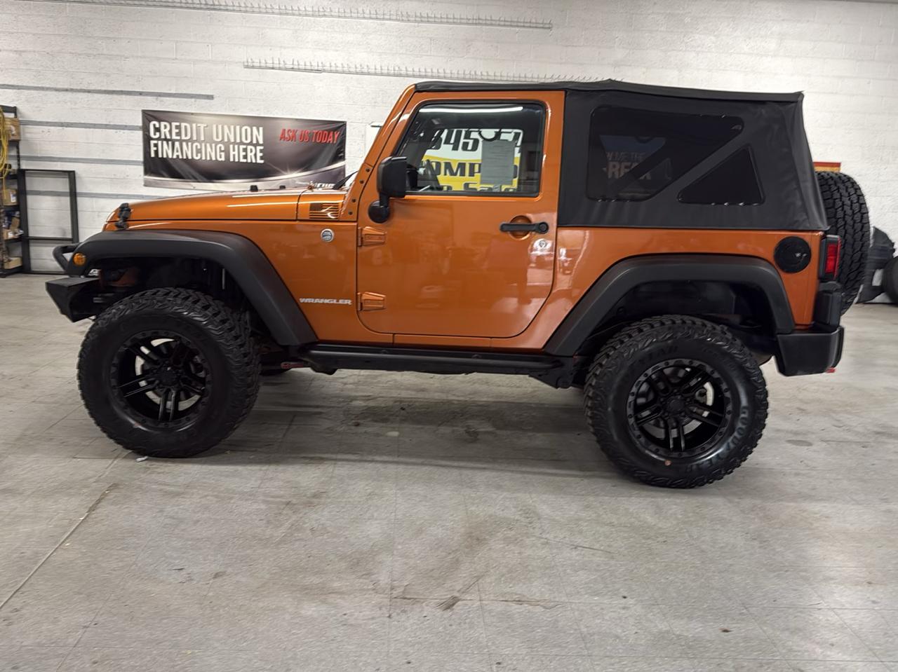 Jeep Wrangler Sport 4WD 2011