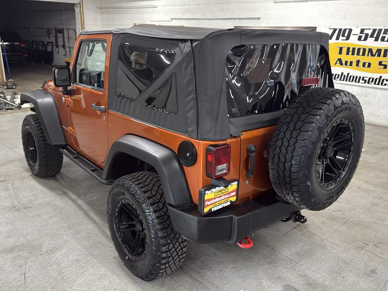 Jeep Wrangler Sport 4WD 2011