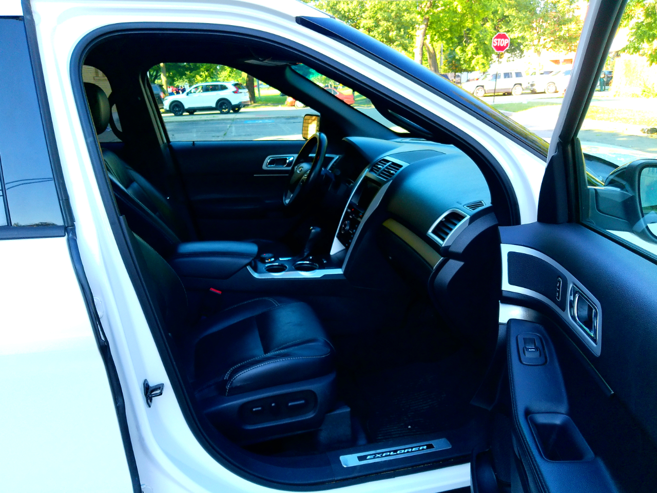 Ford Explorer Sport 4WD 2014 Ford Explorer Sport 4WD 2014