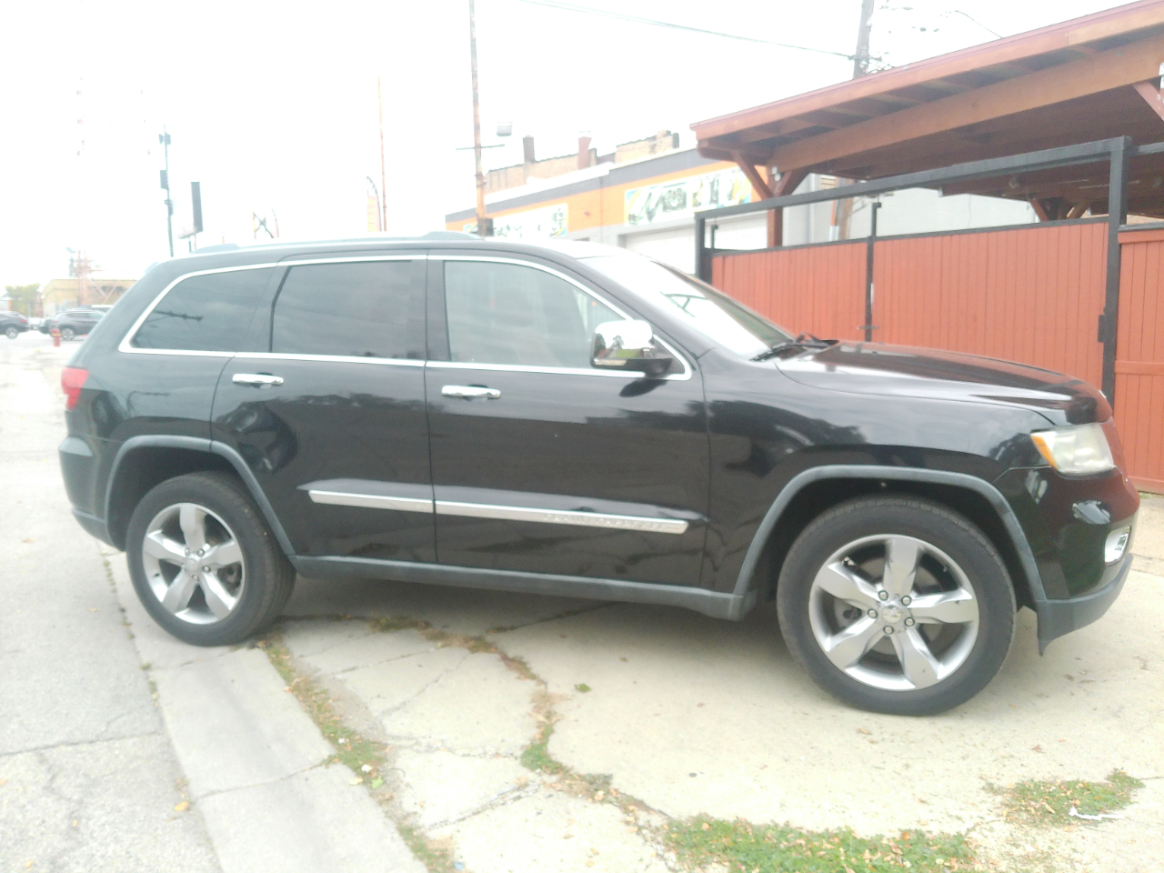 Jeep Grand Cherokee Overland 4WD 2011 Jeep Grand Cherokee Overland 4WD 2011