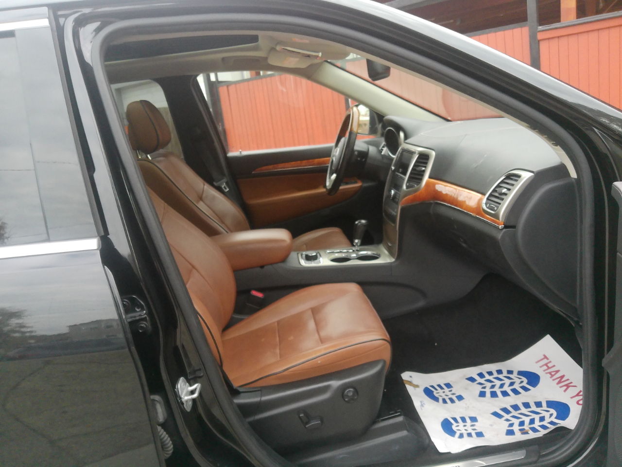 Jeep Grand Cherokee Overland 4WD 2011 Jeep Grand Cherokee Overland 4WD 2011